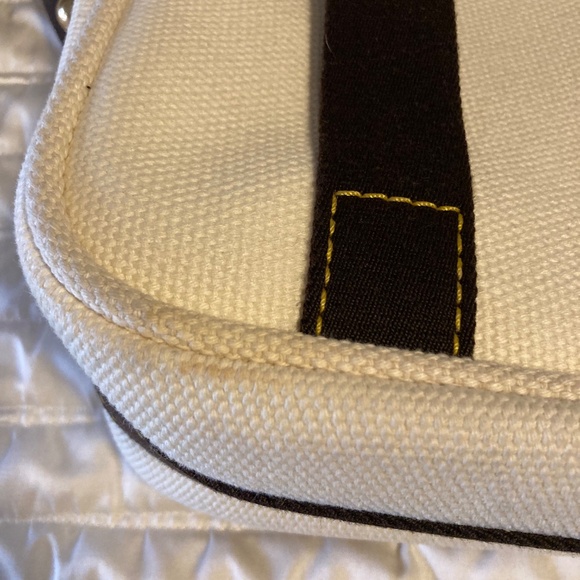 Authentic Louis Vuitton Antingua Buzas PM - Picture 4 of 5